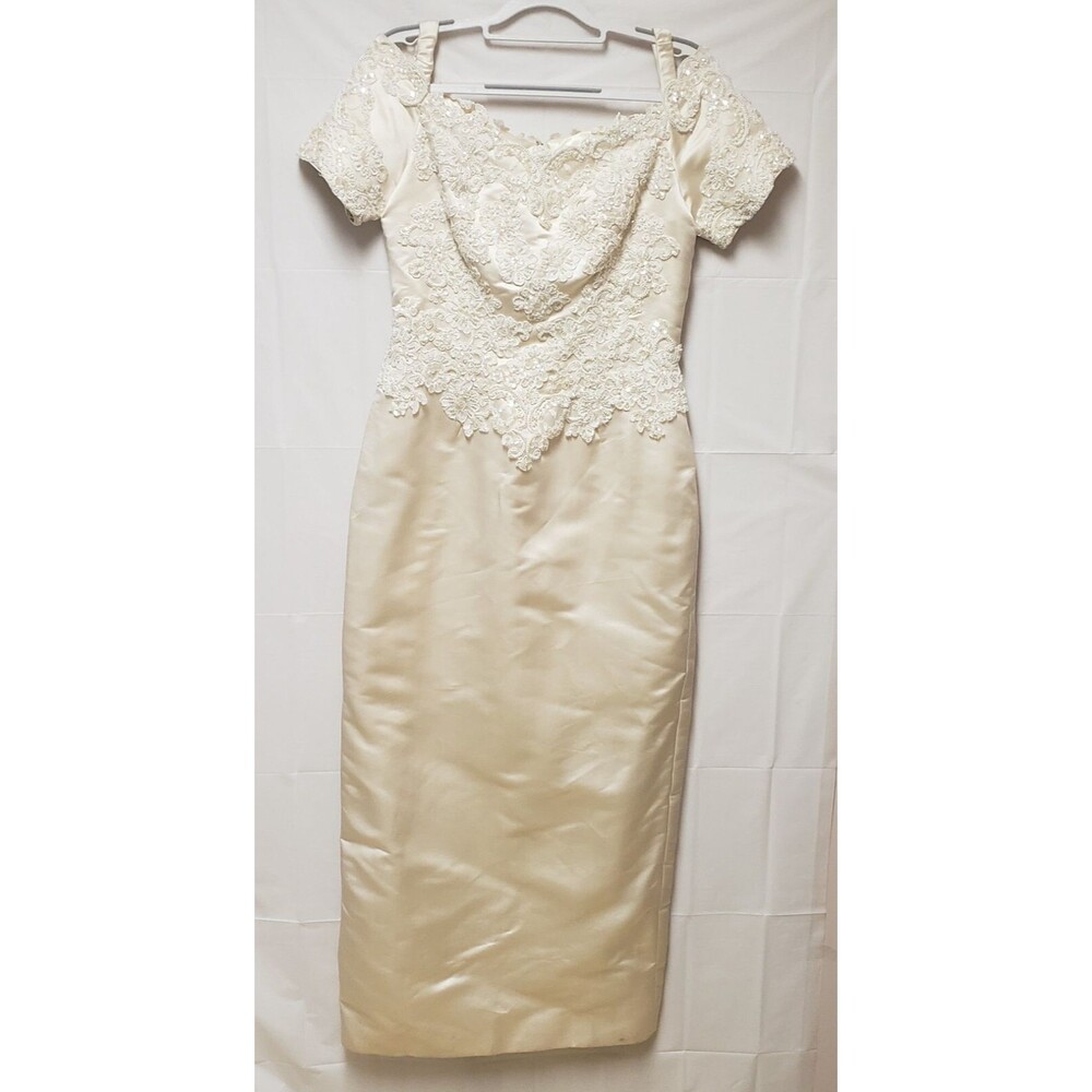 Cream Handmade Sequined Wedding Dress Short Sleeve Romantic Bridal Gown POE